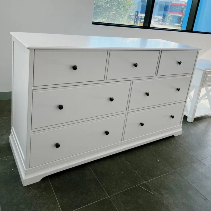 Brighton Style 7-Drawer Chest of Drawers - White side view